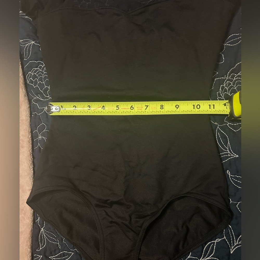 Capezio black leotard with short sleeves and sheer detail - Picture 6 of 7